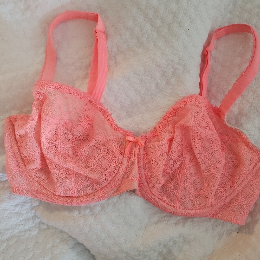 Victoria's secret bra